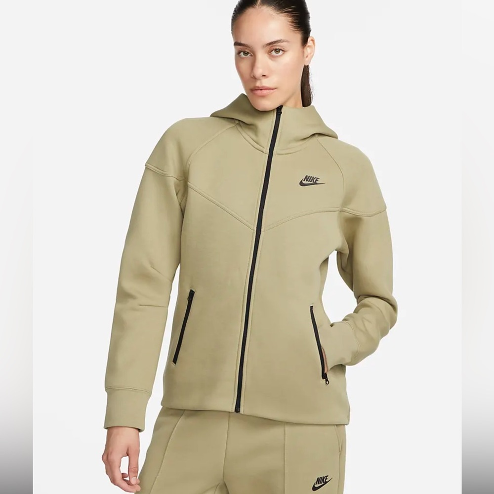 Nike Sportswear Tech Fleece Windrunner Women's Full-Zip Hoodie